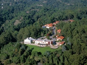 E1AD9B90-188B-3B72-2E37047BE8417641