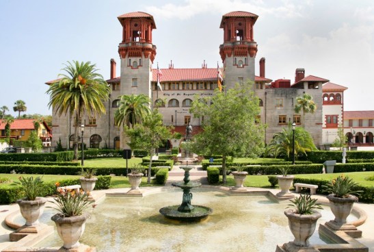 St.-Augustine-for-Families_Lightner-Museum_shutterstock_36372409